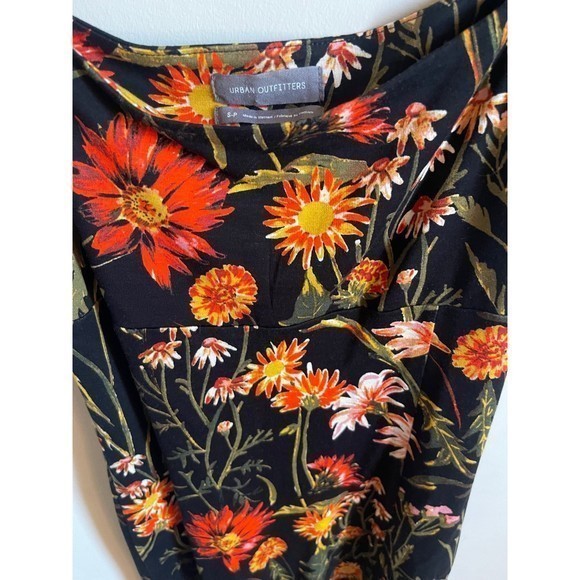 Urban Outfitters Black Floral Print‎ Bodycon Mini Dress- NEW - Picture 5 of 10